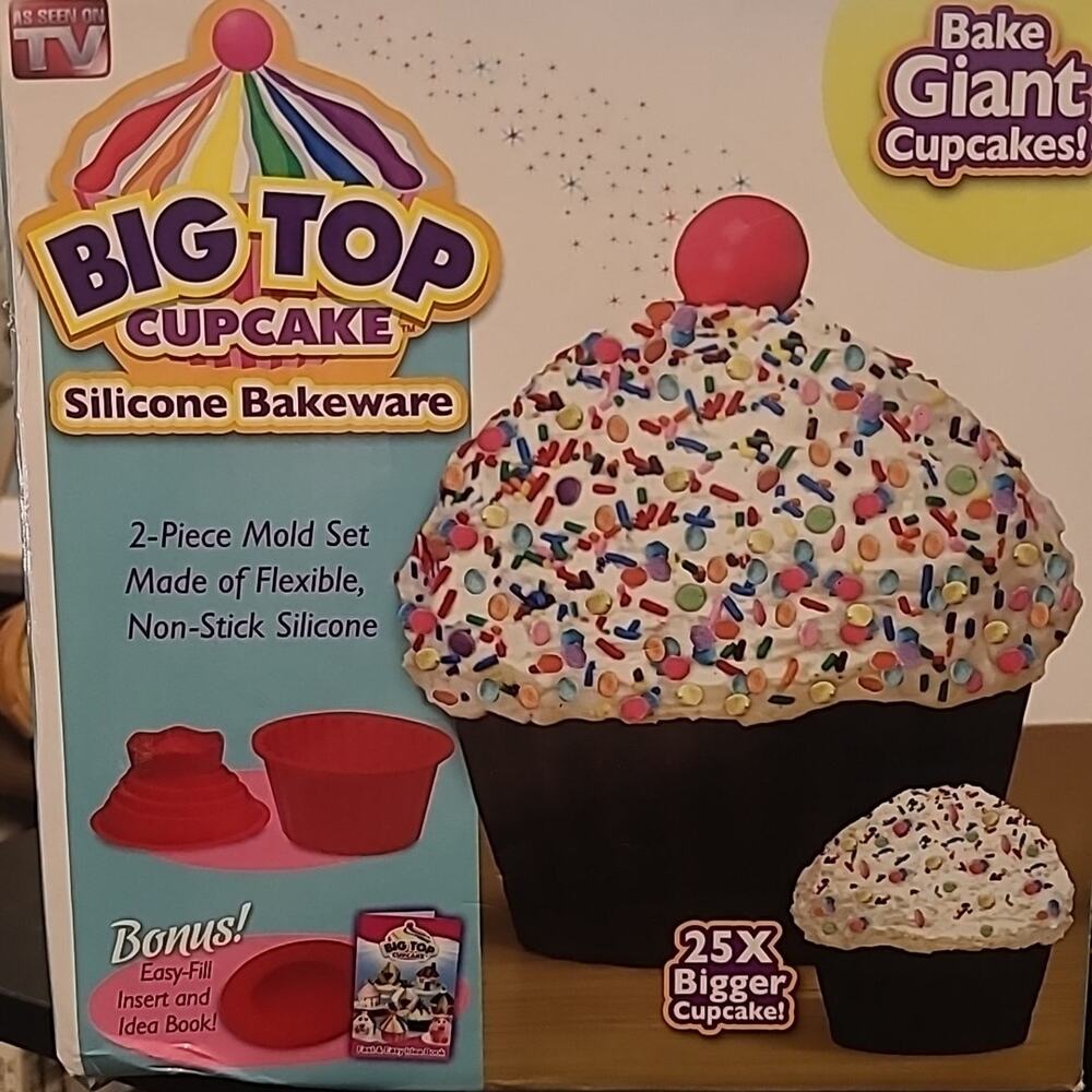 BIG TOP Jumbo Size Cupcake Cake Pan Silicone Bakeware + Bonus Idea Book